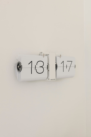 interieuradvies bij je thuis, textielstalen, decoratiemateriaal, interieurvormgever, inrichting meetingroom, tafel, decoratie, Belinda Boogaerts